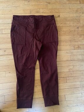 Old navy active high rise leggings. Go -dry Size 2x. Like new!!!